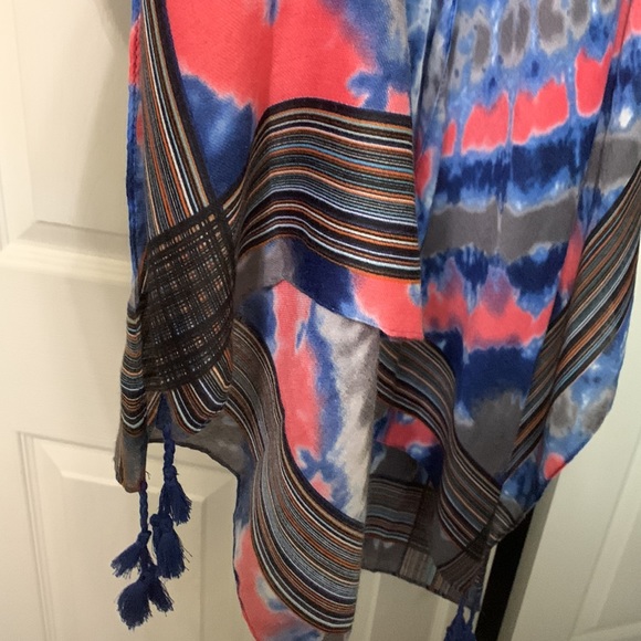 NWOT Blue, Pink, Gray tie dye, striped sleeve/hem coverup 36” long w tassels - Picture 4 of 6